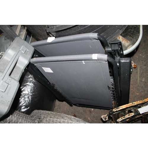 126 - PAIR OF BLACK GARDEN SUN LOUNGERS