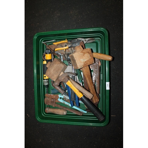 116 - SELECTION OF HAND TOOLS INCLUDING A RANGE OF STILTONS AND MALLETS