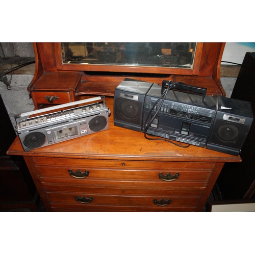 555 - TWO VINTAGE STEREOS