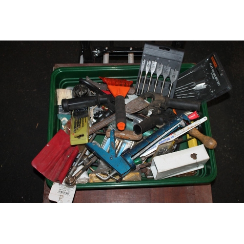 82 - CRATE CONTAINING QTY OF TOOLS INCLUDING FLAT WOOD BIT SETS AND RATCHETS ETC