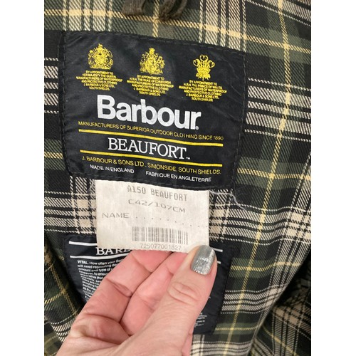 77 - WAXED BARBOUR UNISEX JACKET C42/107CM