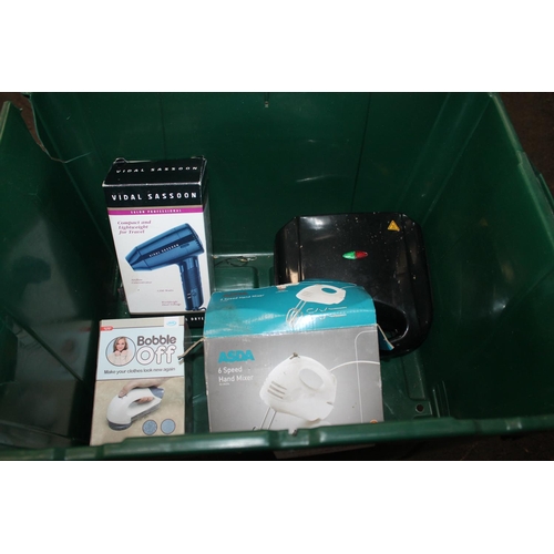102 - ELECTRICAL ITEMS INC BOBBLE OFF, HAIR DRYER, 6 SPEED HAND MIXER