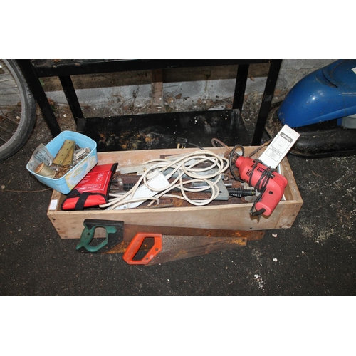 38 - WOODEN BOX CONTAINING SAWS, EXTENSION LEADS AND HARDWARE
PLUS QTY OF STEEL (APPROX 20KG)