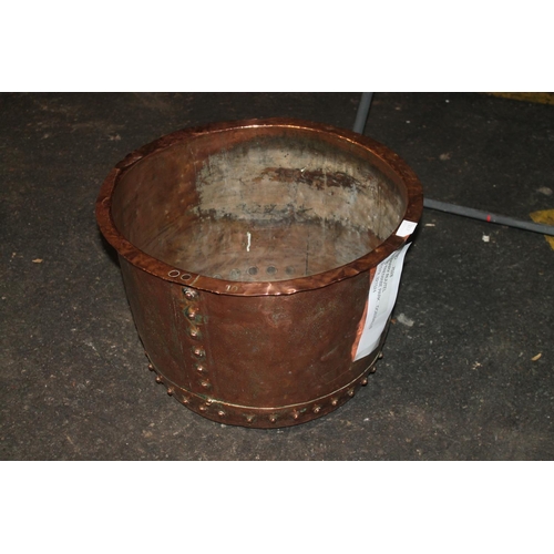 431 - LARGE COPPER LOG BASKET
20-24INCH