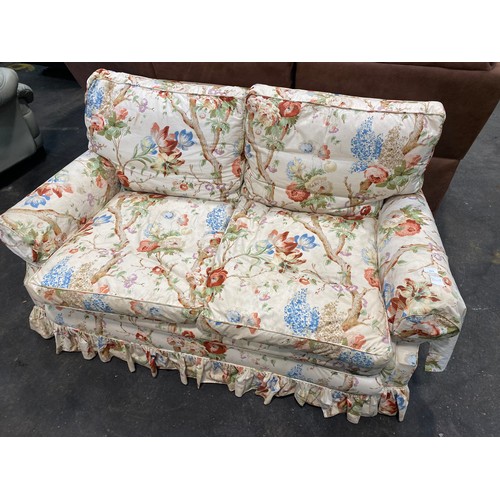 393 - A PAIR OF FLORAL DOWN FILLED TWO SEATER SOFAS
5FT BY 2 1/2ft deep by 3ft tall