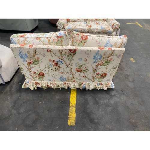 393 - A PAIR OF FLORAL DOWN FILLED TWO SEATER SOFAS
5FT BY 2 1/2ft deep by 3ft tall