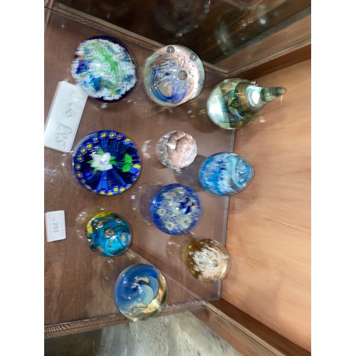 293 - 10 X LARGE GOOD CONDITION HEAVY GLASS PAPER WEIGHTS