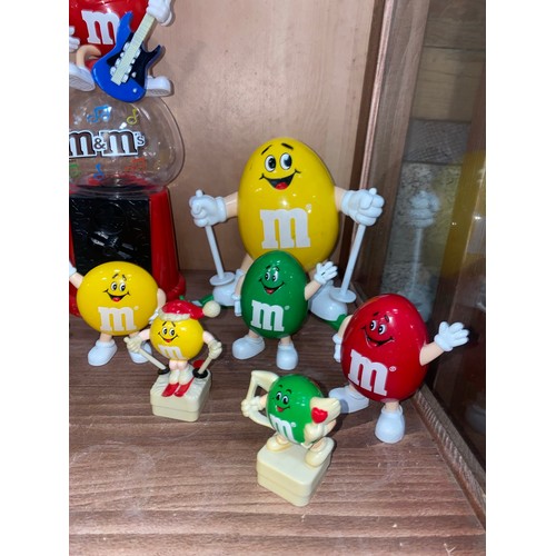 294 - SELECTION OF VERY COLLECTABLE M&M FIGURES AND DISPENSER