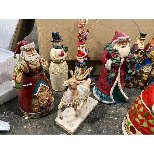 593 - LARGE SELECTION OF JIMSHORE BOXED XMAS FIGURES