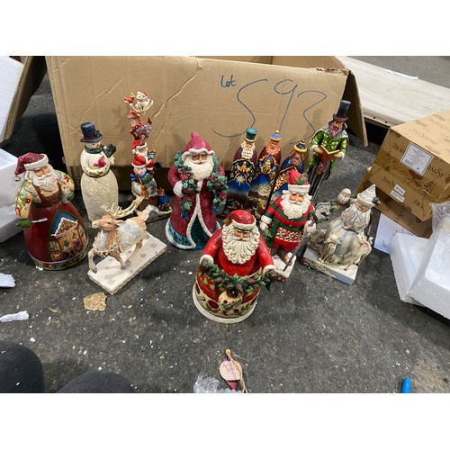 593 - LARGE SELECTION OF JIMSHORE BOXED XMAS FIGURES