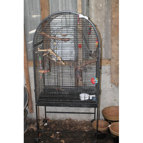 15 - PARROT CAGE WITH ACCESSORIES