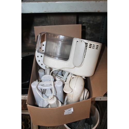 304 - BOX OF KITCHEN ELECTRICAL ITEMS