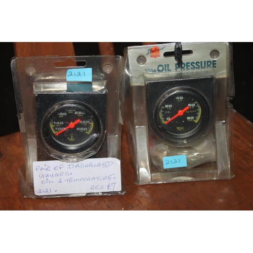 43 - PAIR OF BOAT DASHBOARD GAUGES OIL AND TEMP