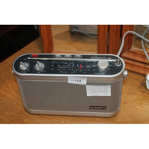 713 - ROBERTS R9954 THREE BAND RADIO