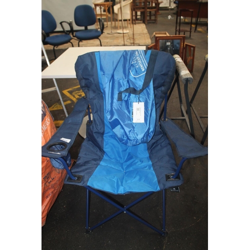 333 - HIGEAR  CAMPING CHAIR WITH BAG