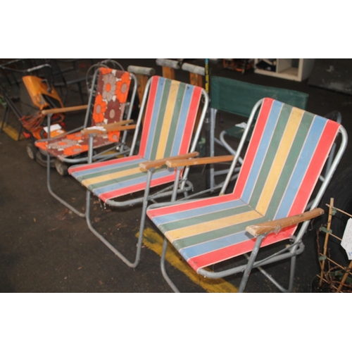 349 - VINTAGE BEACH FOLDING CHAIRS