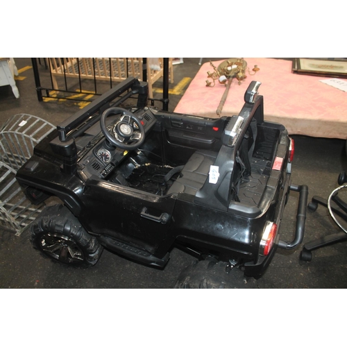 405 - BATTERY OPERATED JEEP. WITH CHARGER. FULLY WORKING