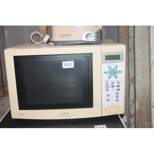 458 - SANYO FAN ASSISTED 1200W MICROWAVE OVEN