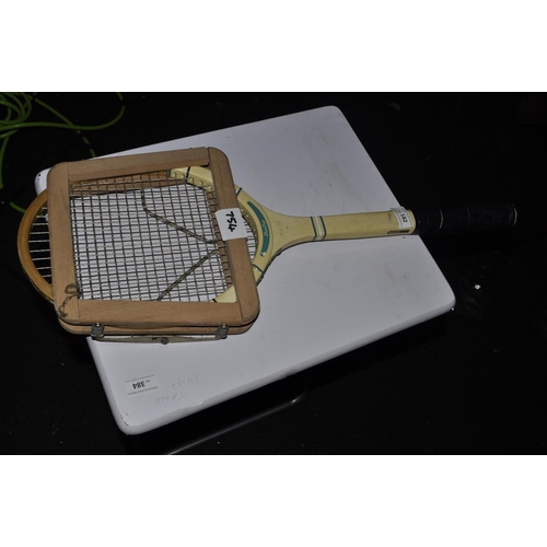 182 - VINTAGE DUNLOP TENNIS RACKET