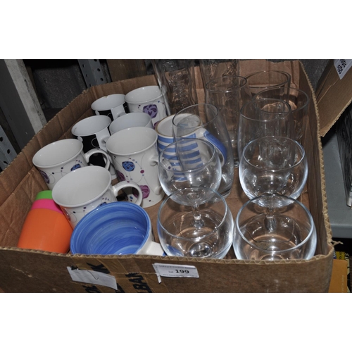 199 - LARGE BOX OF ASSORTED GLASSWARE