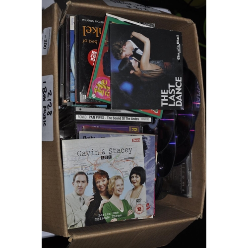 200 - BOX OF MUSIC CDS