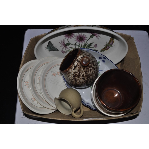 286 - BOX OF KITCHEN AND CHINAWARE