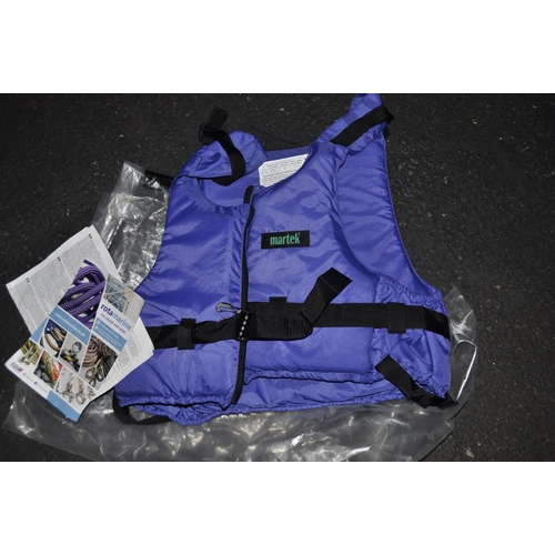 73 - ADULT LIFE JACKET