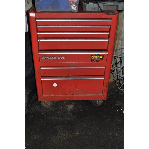 99 - SNAP ON 7 DRAWER TOOLBOX WITH KEY