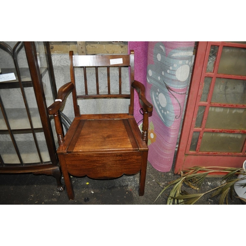 1040 - MAHOGANY ELBOW COMMODE WITH LINER