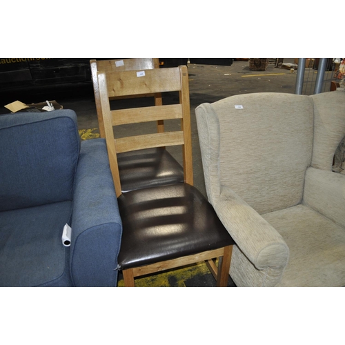 543 - 2 OAK LADDERBACK DINING CHIRS
