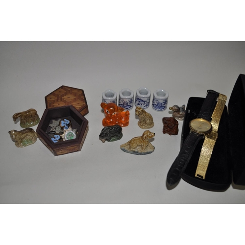 552 - BOX OF CURIOS INC WATCHES AND WADE WHIMSIES