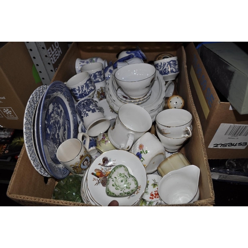 173 - MIXED VINTAGE TEAWARE BLUE AND WHITE PLUS ARGYLE