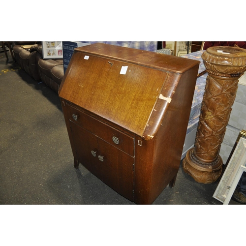 824 - 1940'S OAK WRITING BUREAU