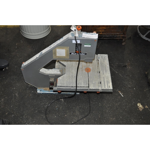 421 - BLACK AND DECKER BAND SAW