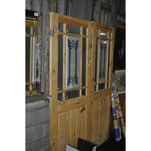 870 - 2 SOLID PINE INTERNAL GLAZED DOORS