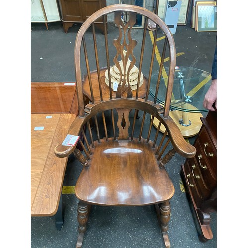 787 - WINDSOR ROCKING CHAIR