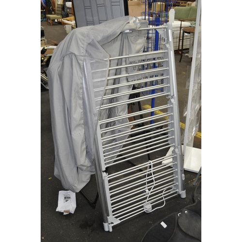 346 - LAKELAND ELECTRIC CLOTHES HEATED AIRER AND ACCESORIES