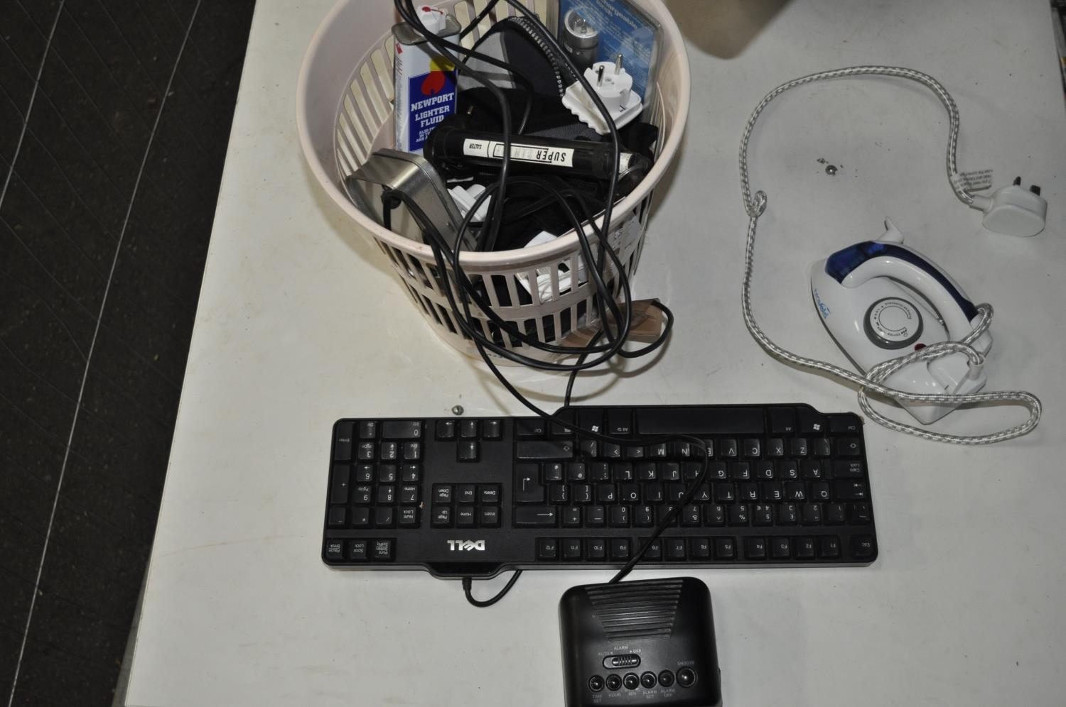 LUGGAGE SCALES, GOLF GIFT SET, KEYBOARD, TRAVEL IRON, ELEPHANT SNUGGLE