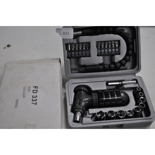 21 - BRAND NEW BOXED MULTI-TOOL KIT