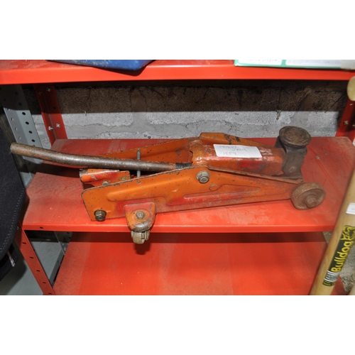 65 - 2 TONNE CAST WHEELED TROLLEY JACK