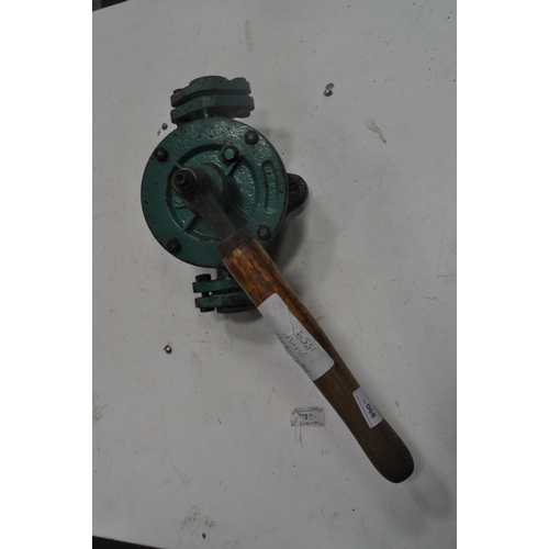 68 - CAST K2 STEEL PUMP