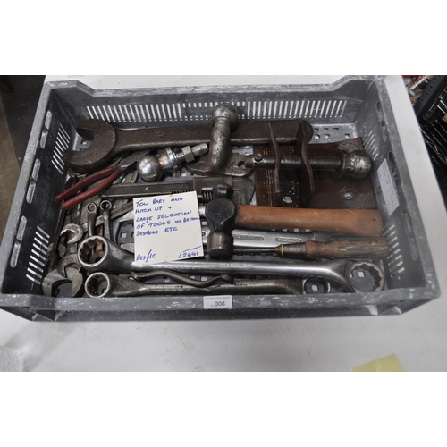 8 - CRATE OF HEAVY DUTY SPANNERS, HAMMERS AND RING SPANNERS PLUS A TOWING HITCH