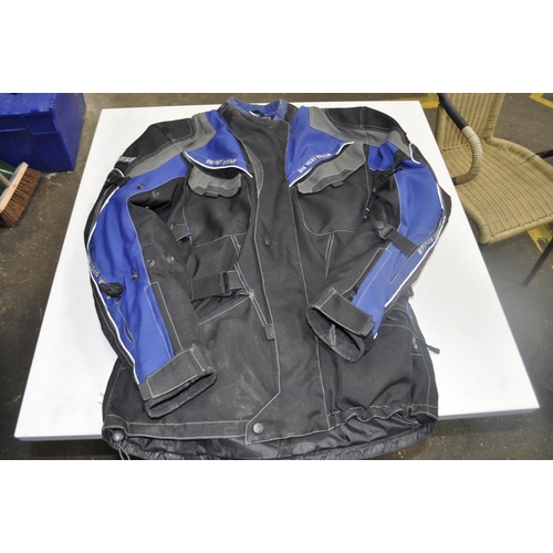 95 - RAVEN AIRVENT MOTORBIKE JACKET