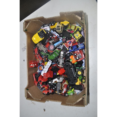 140 - LARGE AMOUNT OF DIE-CAST VEHICLES