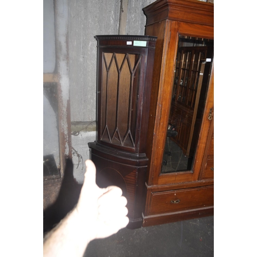 847 - GLAZED CORNER CUPBOARD