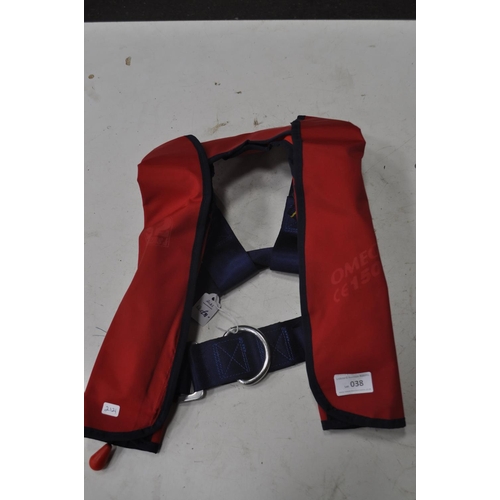 38 - CHILDS OMEGA AUTOGAS LIFE PRESERVER