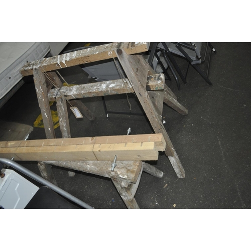 484 - 3 SAW HORSES AND JIG FOR MAKING DOORS