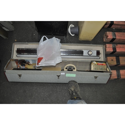 491 - VINTAGE CASED KNIT MASTER KNITTING MACHINE AND ACC