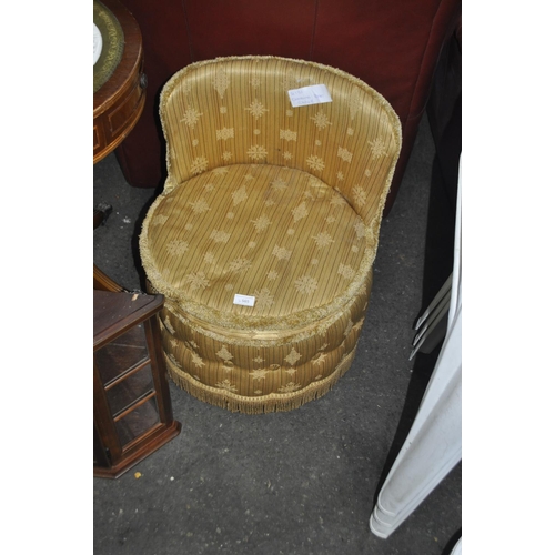 565 - GOLD COLOURED DRESSING TABLE CHAIR