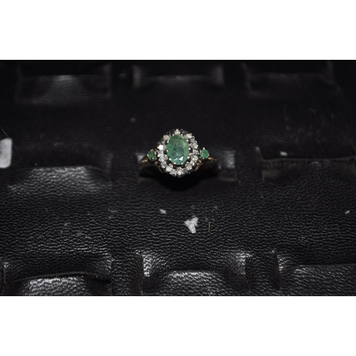 665 - 2.6G   9CT GOLD LADIES FLORAL STONE SET RING   SIZE L